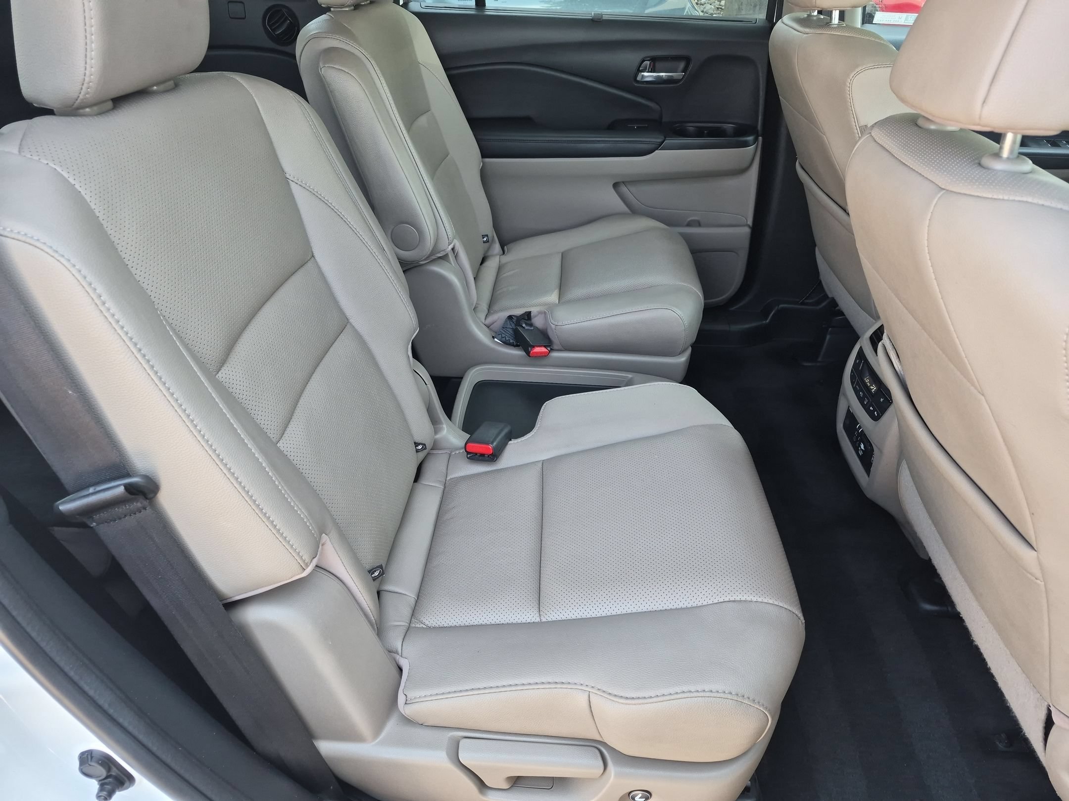 2022 Honda Pilot Elite - Photo 34