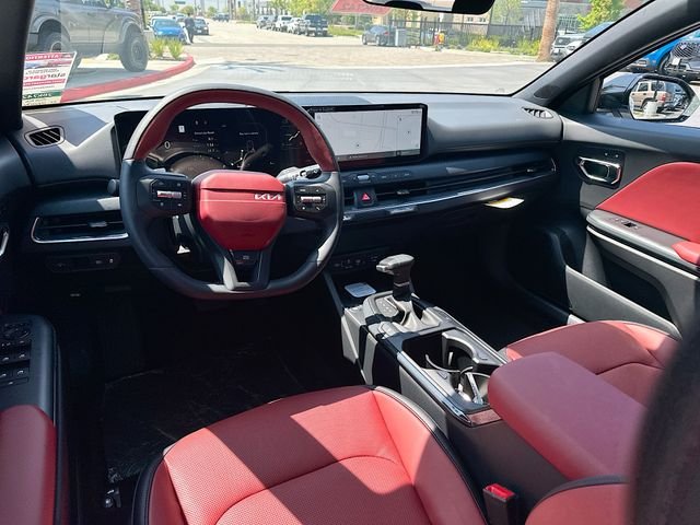 New 2026 Snow White Pearl Kia GT-Line image 24