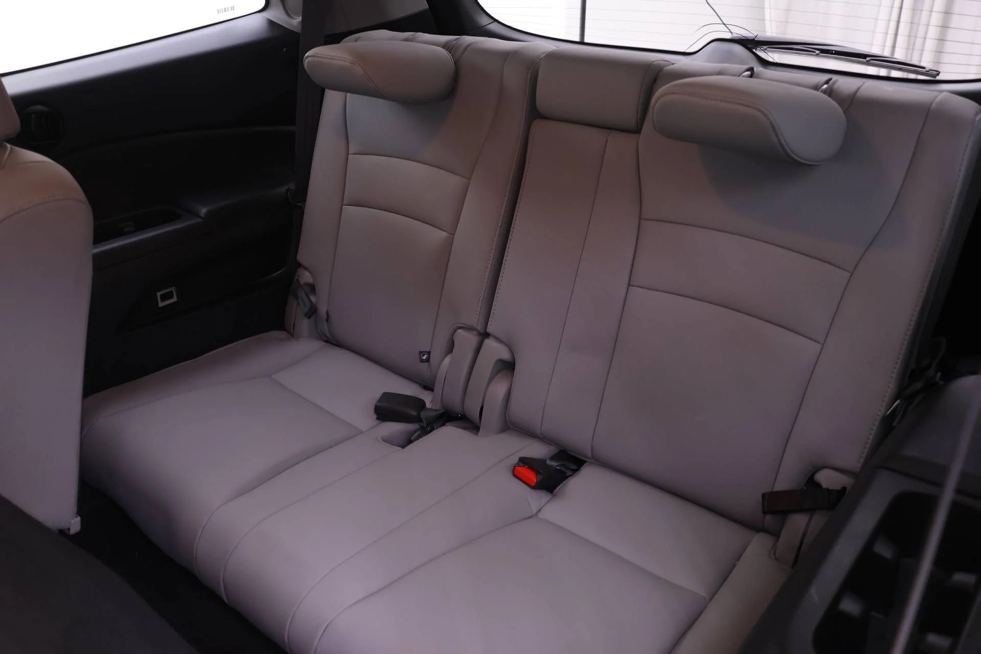 Certified Used 2021 Gray Honda Touring image 16