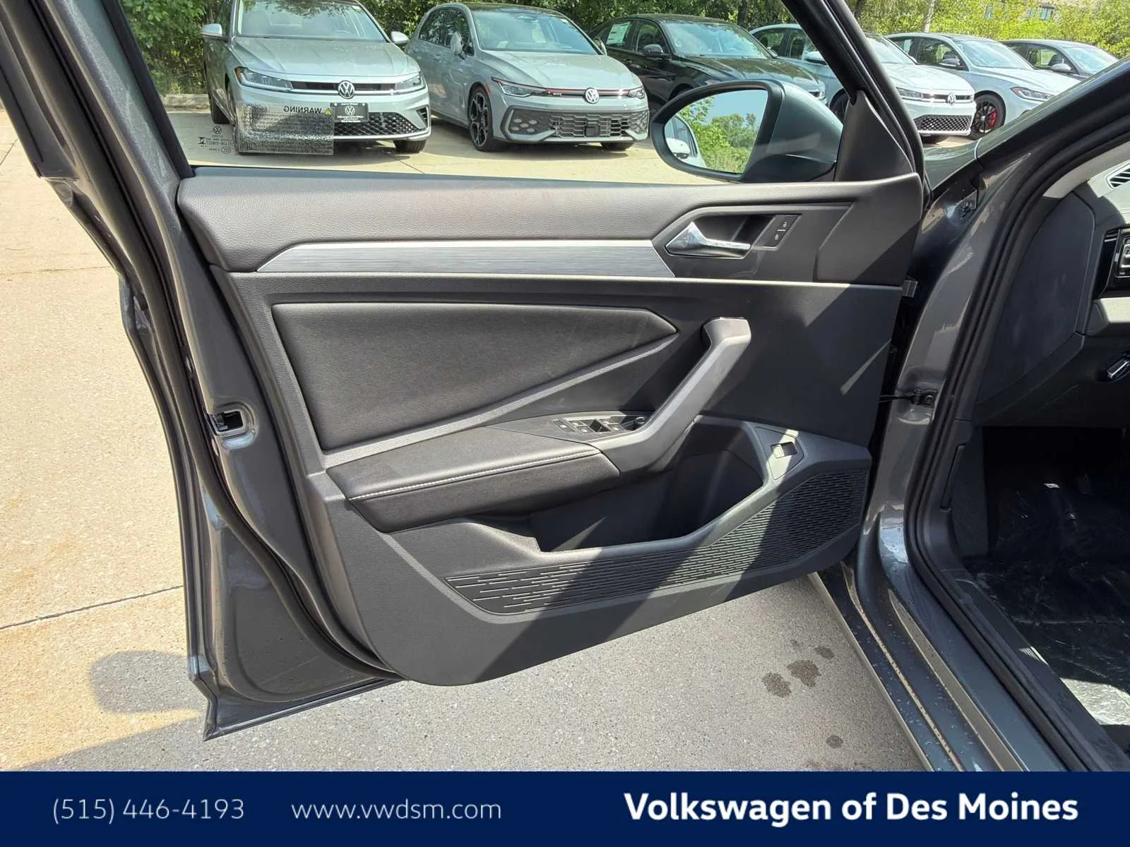 New 2026 Platinum Gray Metallic Volkswagen S image 21