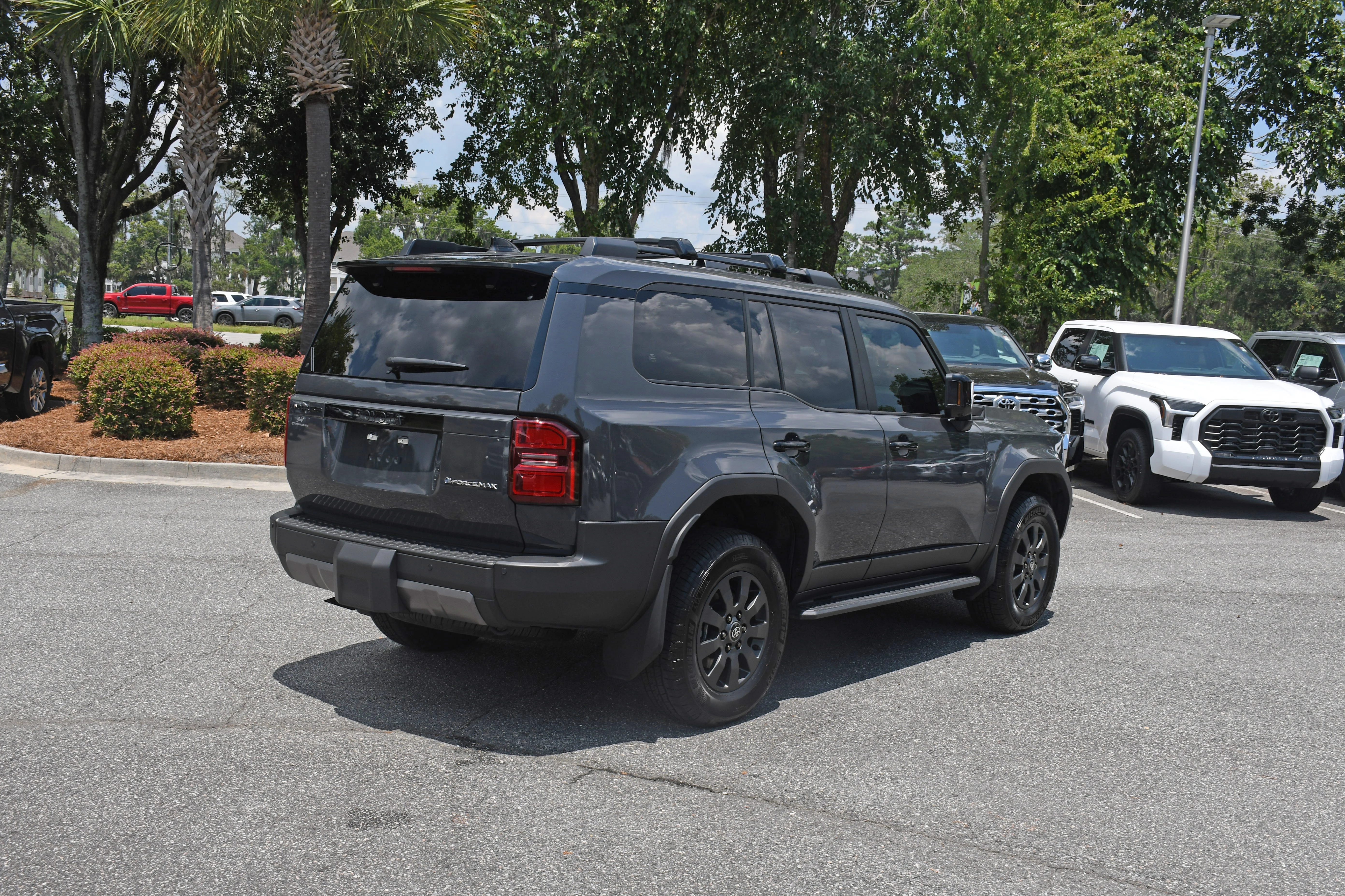 Certified Used 2025  Toyota  image 4