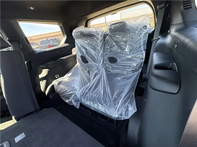 New 2027 Sting-Gray Clearcoat Jeep LAREDO 4X4 image 26
