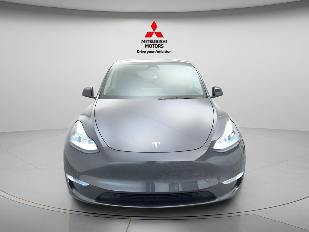 Used 2025 Tesla Model Y Long Range with VIN 7SAYGDEE7SA338249 for sale in Des Plaines, IL