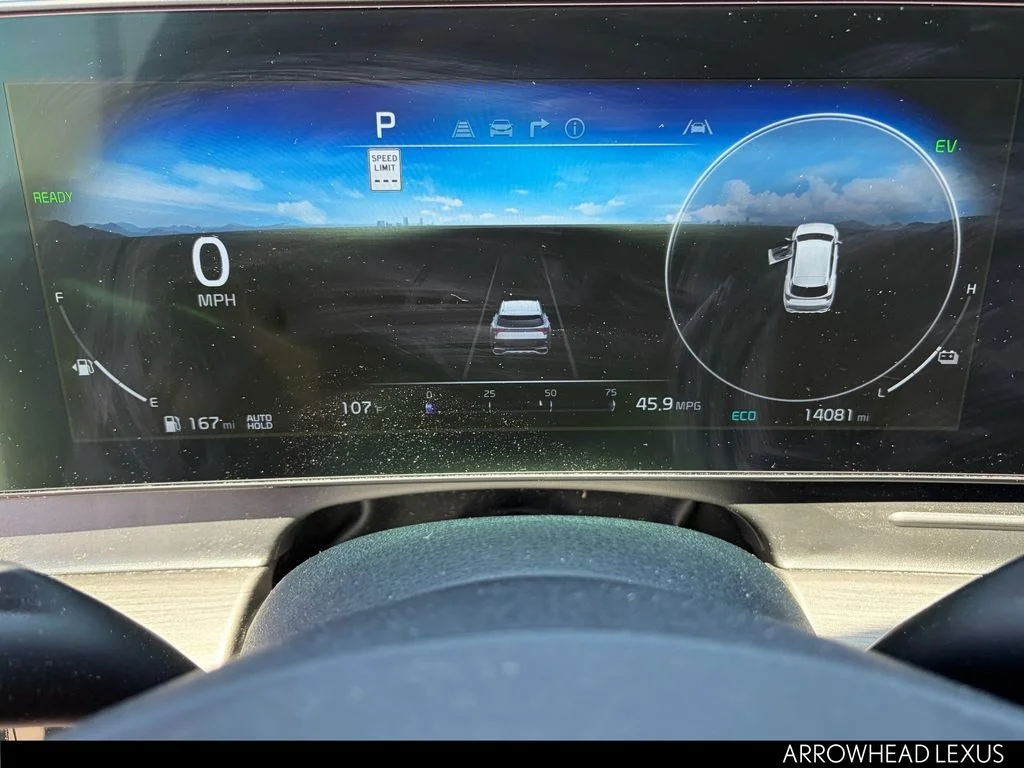 Used 2023 Red Kia X-Line Prestige image 19