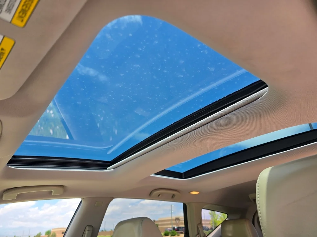 Used 2014 Tinted Bronze Metallic Nissan LE image 24