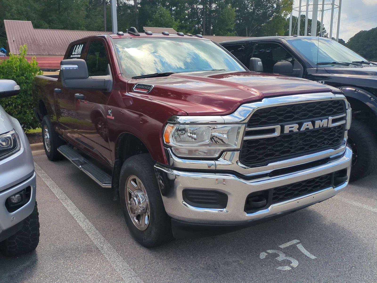 Used 2024 Delmonico Red Pearlcoat Ram Tradesman image 3