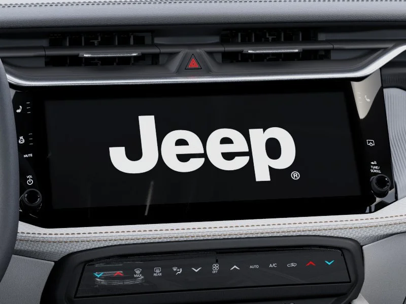 New 2026 Bright White Clear-Coat Exterior Paint Jeep Limited image 18