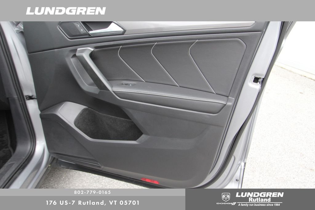 Used 2024 Gray Volkswagen 2.0T SE image 17