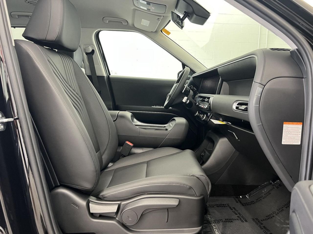 New 2027 Abyss Black Pearl Hyundai SEL 7P image 28