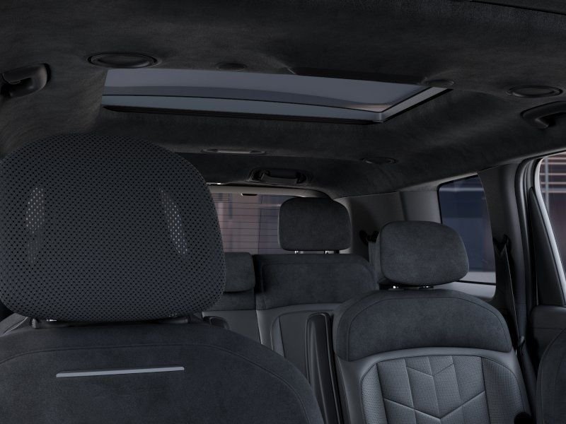 New 2027 Glacial White Pearl Kia X-Pro SX-Prestige image 29