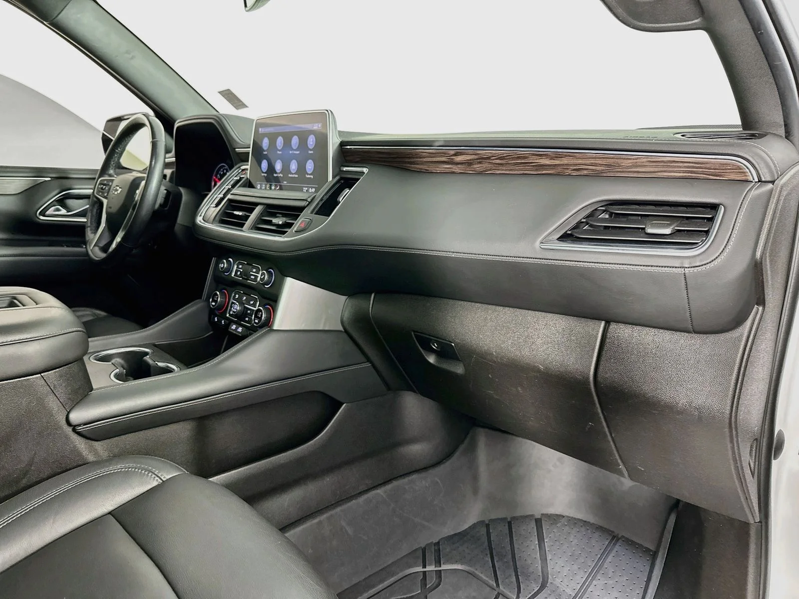 Used 2021 Summit White Chevrolet Z71 image 33