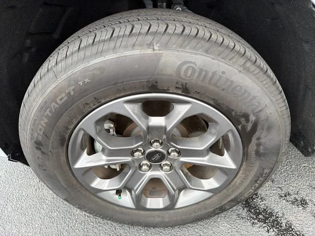 Used 2024 Gray Ford XLT image 11