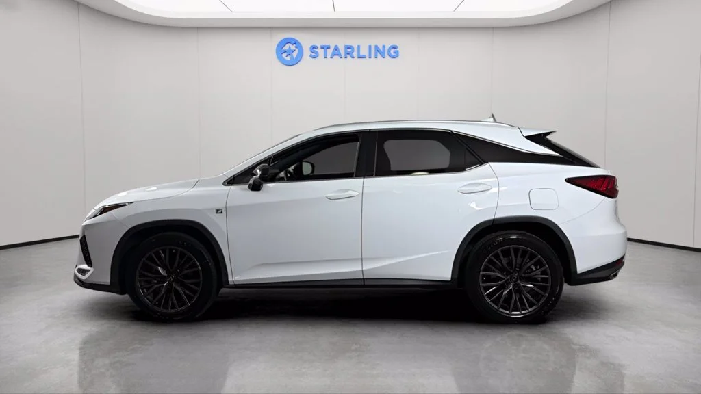 Used 2022 White Lexus F SPORT Handling image 3