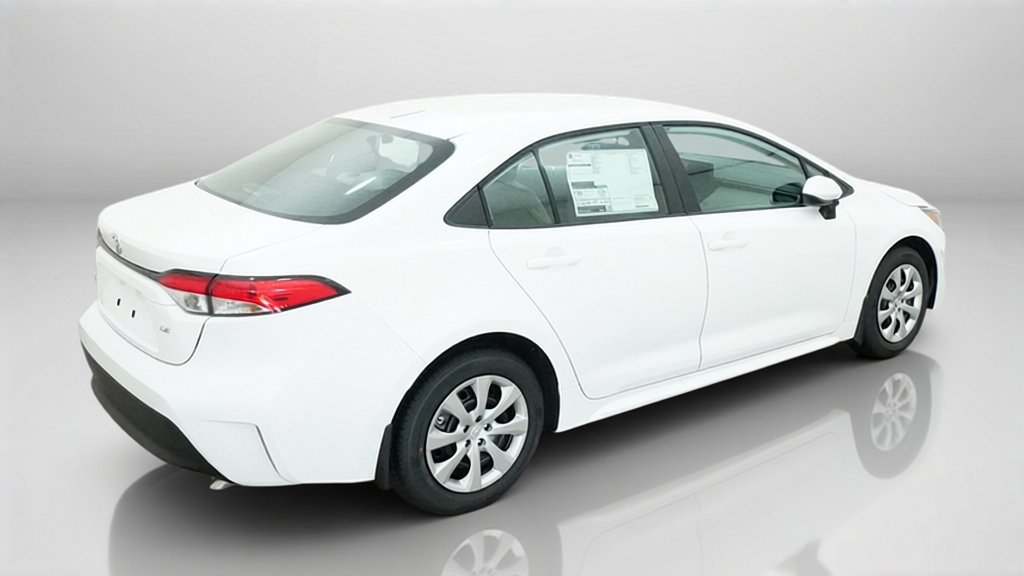 New 2027 Ice Cap Toyota LE image 39