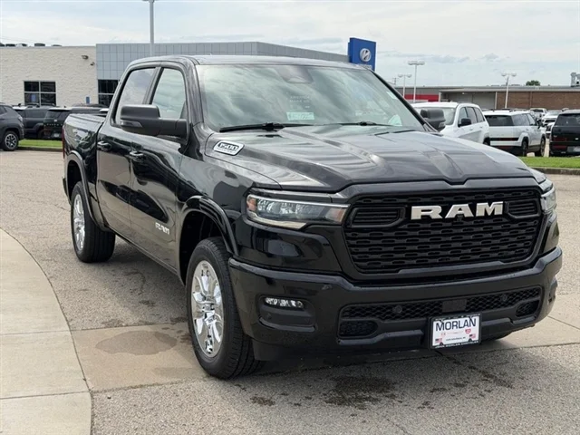 New 2026 Diamond Black Crystal Pearl-Coat Exterior Paint RAM Big Horn image 3