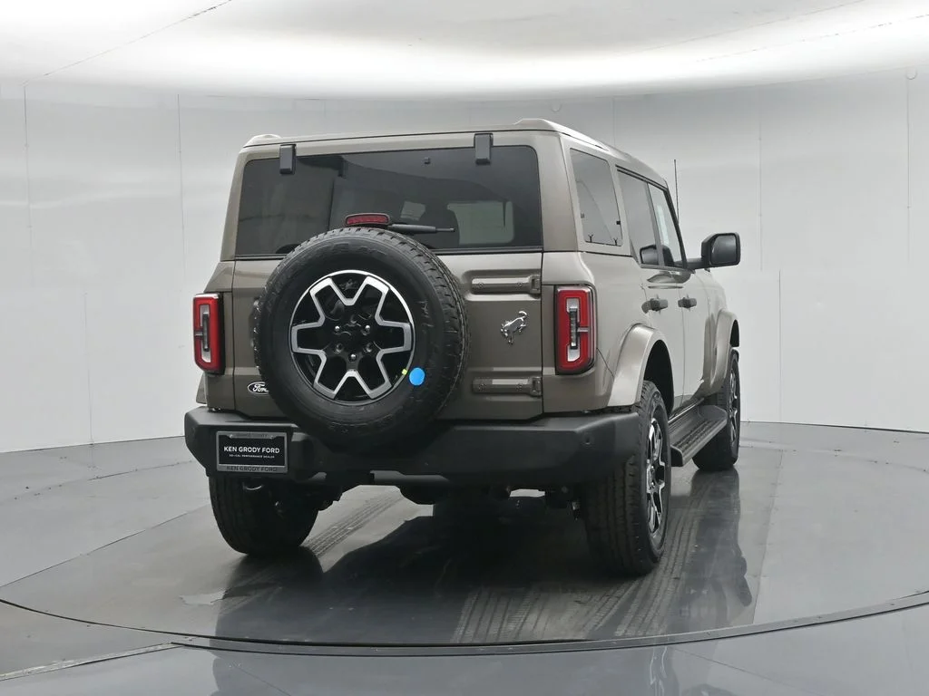 New 2026 Marsh Gray Ford Outer Banks image 55