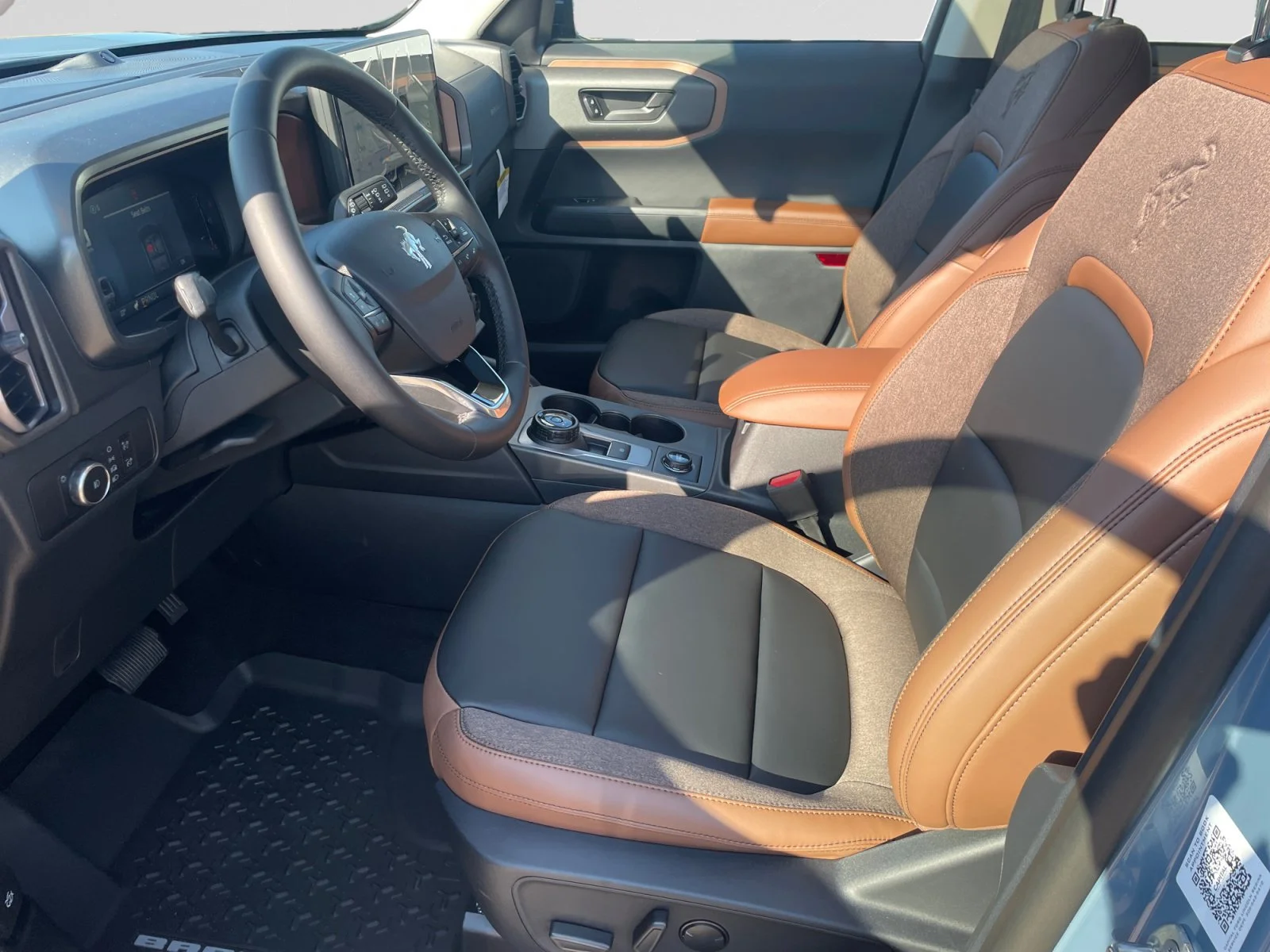 New 2026 Azure Grey Metallic Tri-Coat Ford Outer Banks image 13