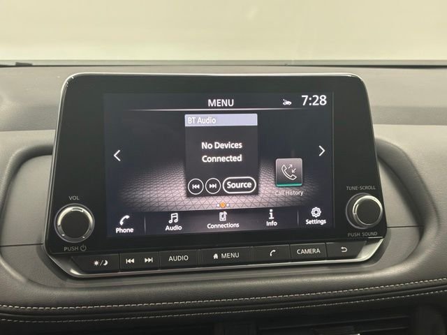 Used 2025 White Nissan SV image 29
