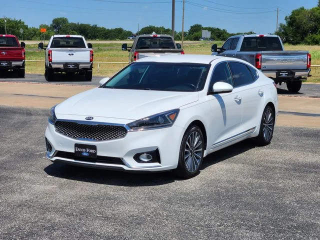 Used 2018 Snow White Pearl Kia Premium image 3