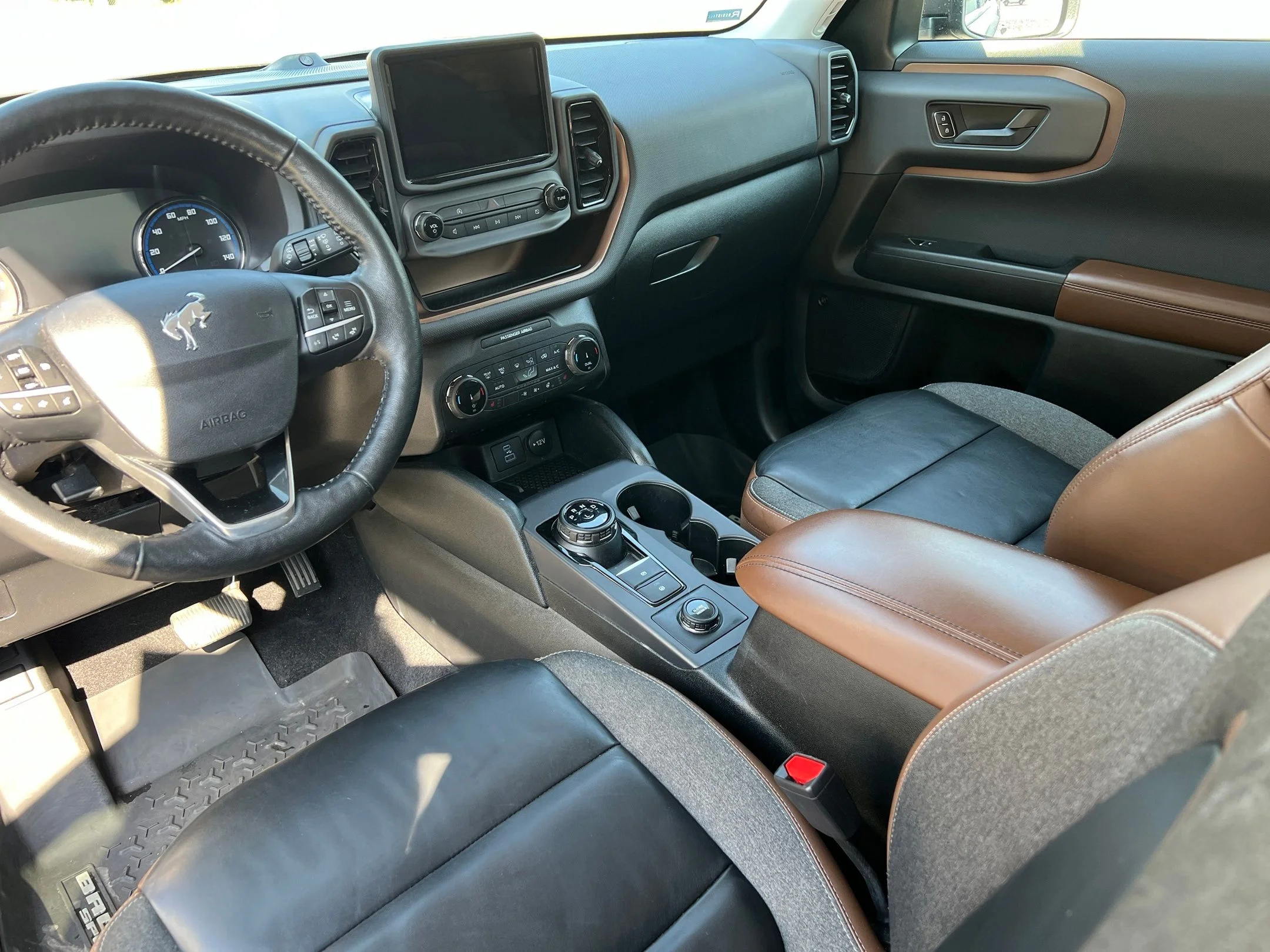 Used 2022 Gray Metallic Ford Outer Banks image 21