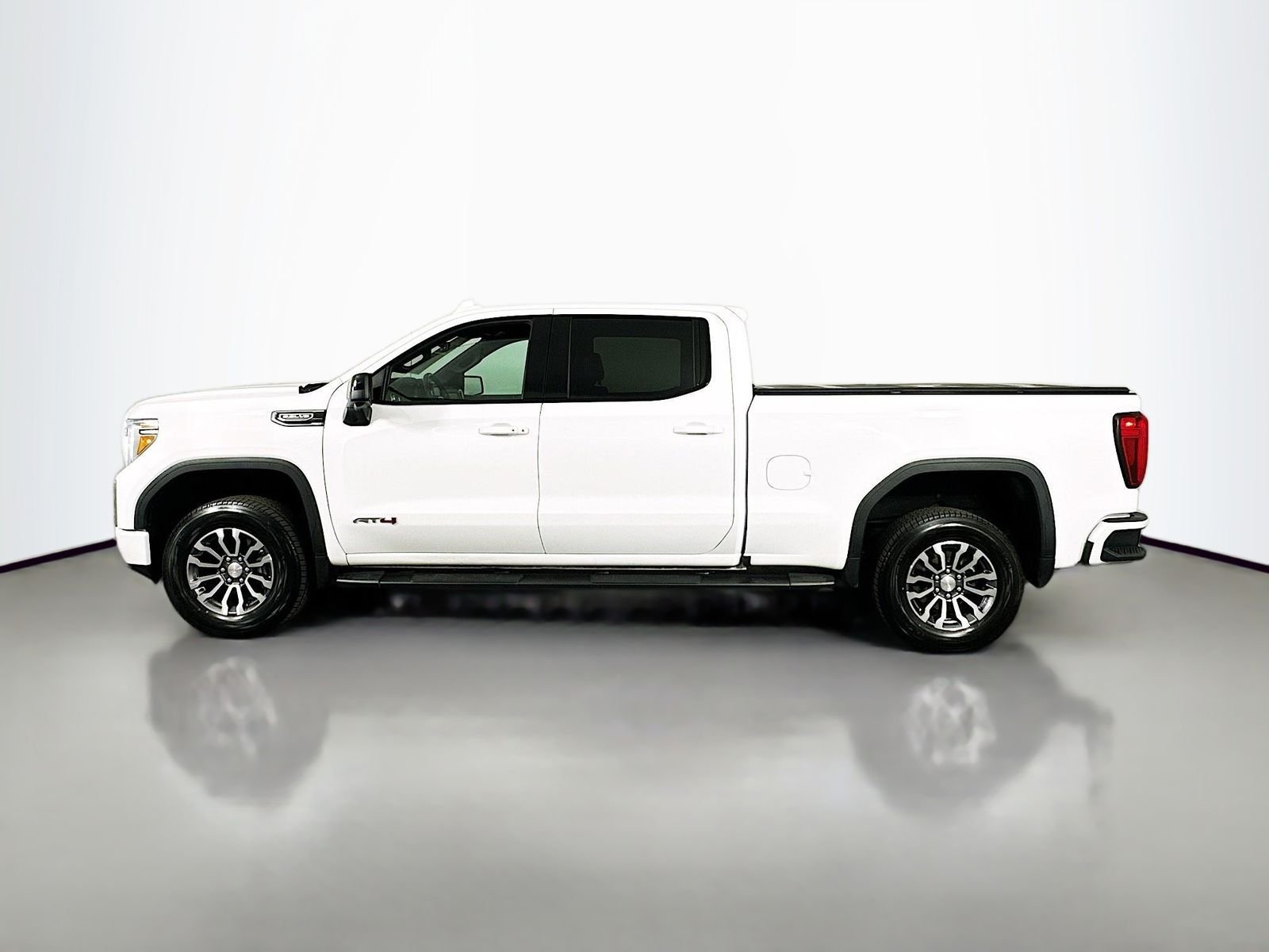 Used 2020 Summit White GMC AT4 image 8