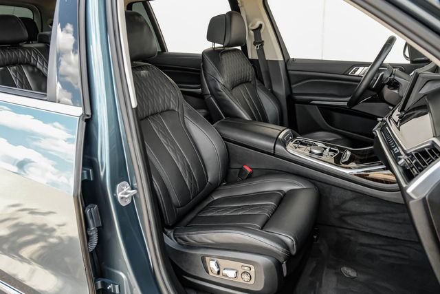 Used 2023 Blue BMW xDrive40i image 38