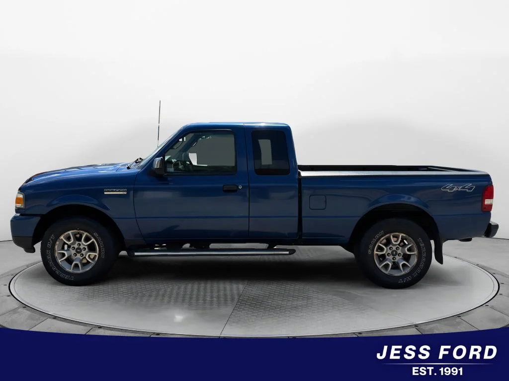 Used 2010 Blue Ford Sport image 2