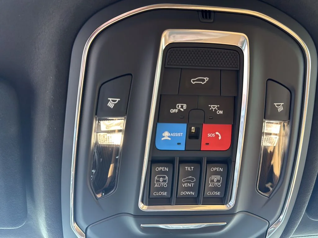 2026 Jeep Grand Cherokee Summit - Photo 24