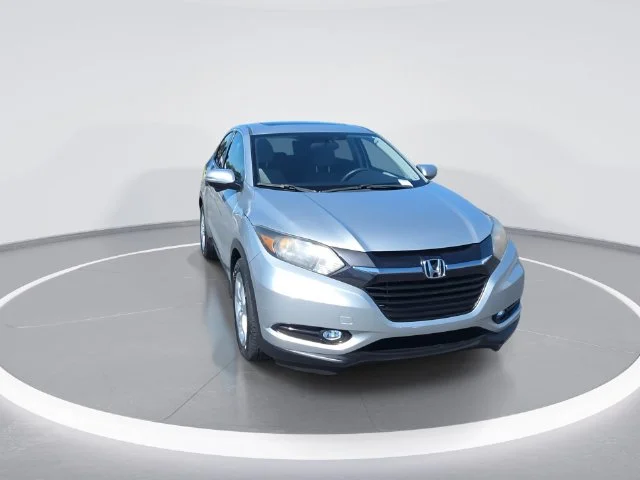 Used 2016  Honda EX image 2