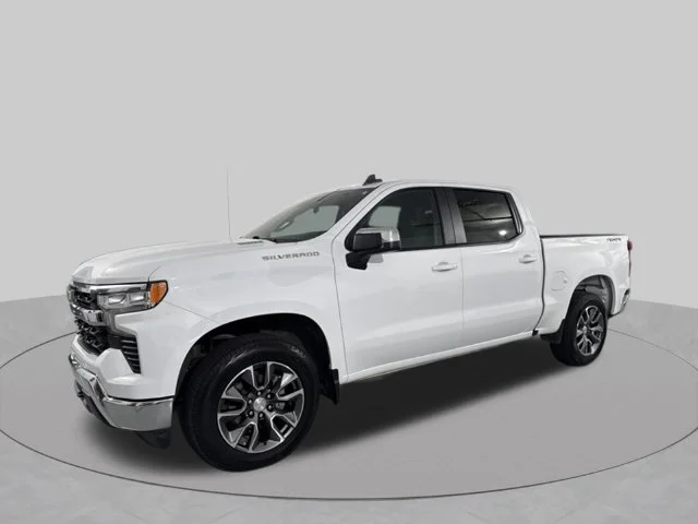 Used 2024 White Chevrolet LT image 3