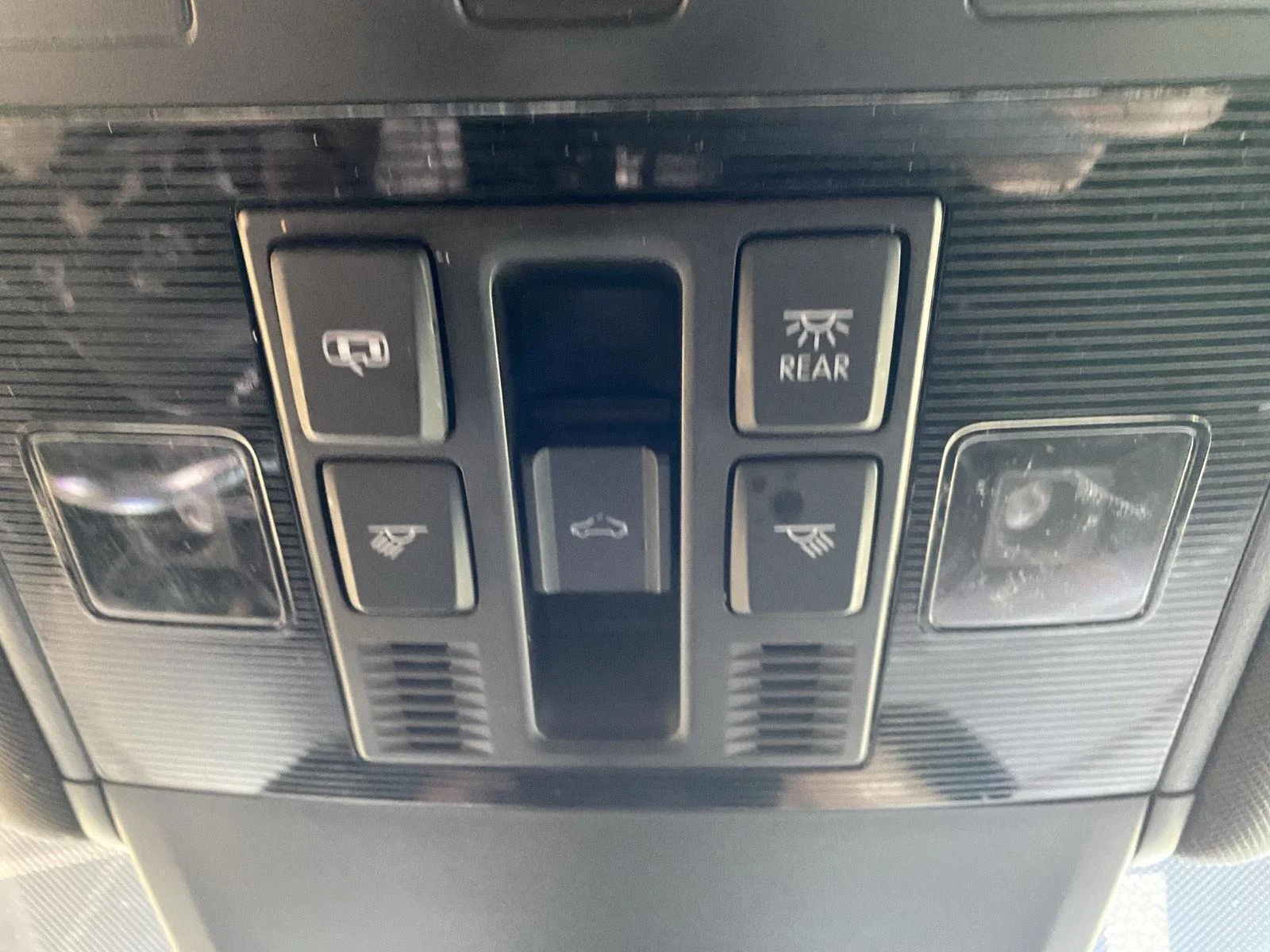 Used 2020 Deep Black Pearl Volkswagen SEL Premium R-Line image 23