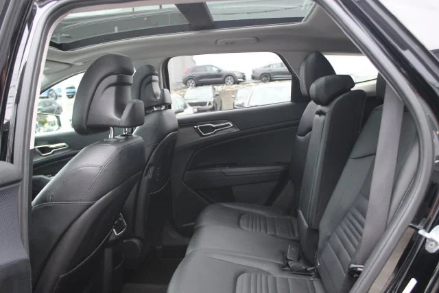 Used 2023 Black Kia SX-Prestige image 26