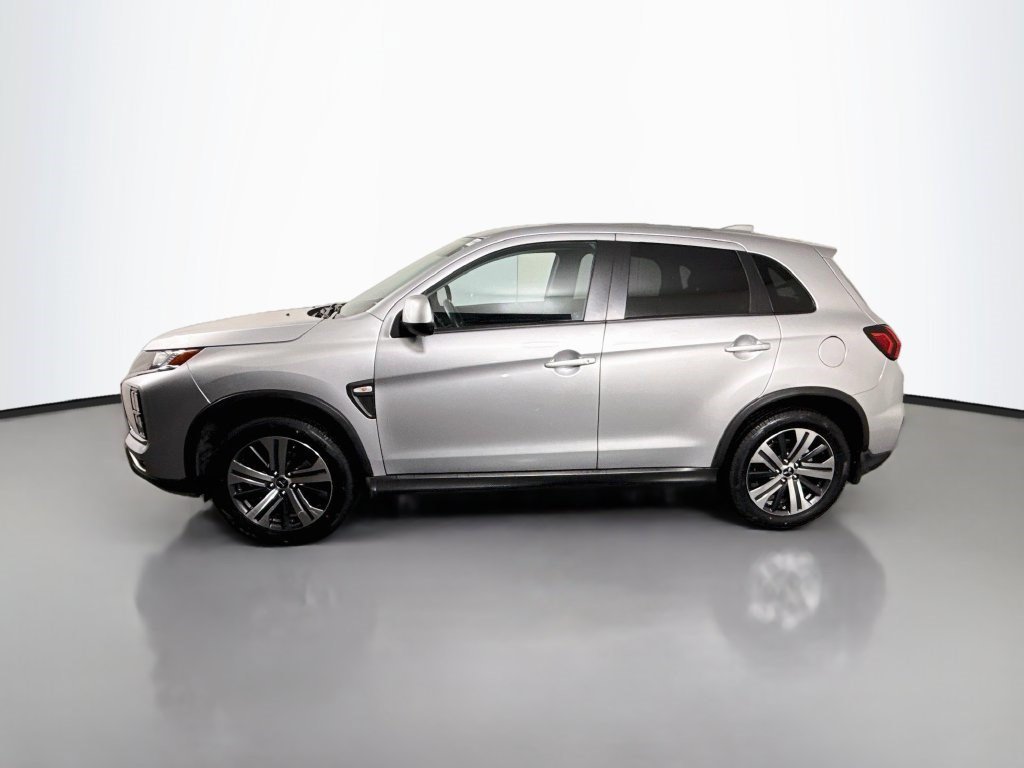 Used 2025 Alloy Silver Metallic Mitsubishi ES image 4