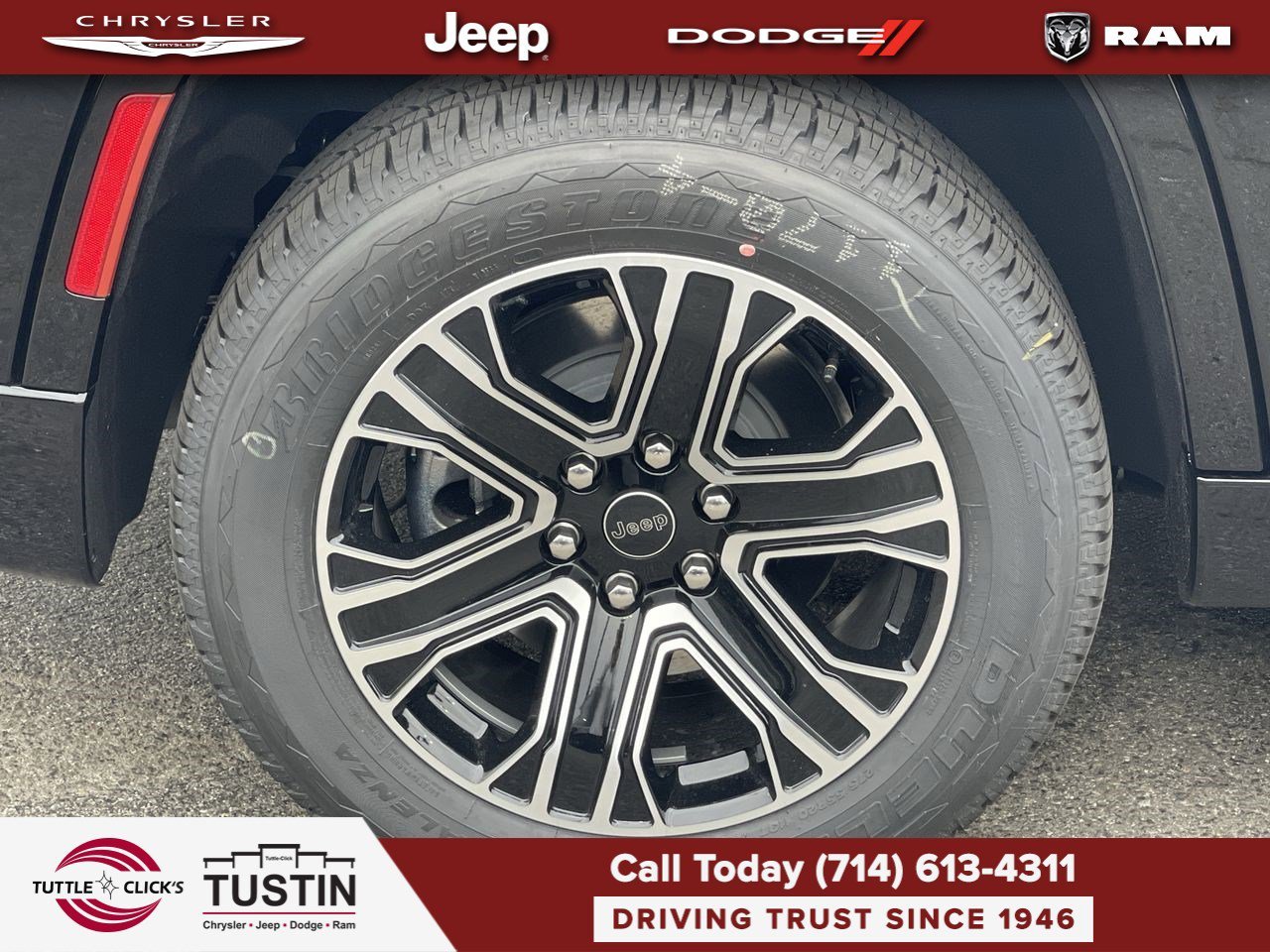 New 2026 High Gloss Black Exterior Paint Jeep 4DR 2WD image 11