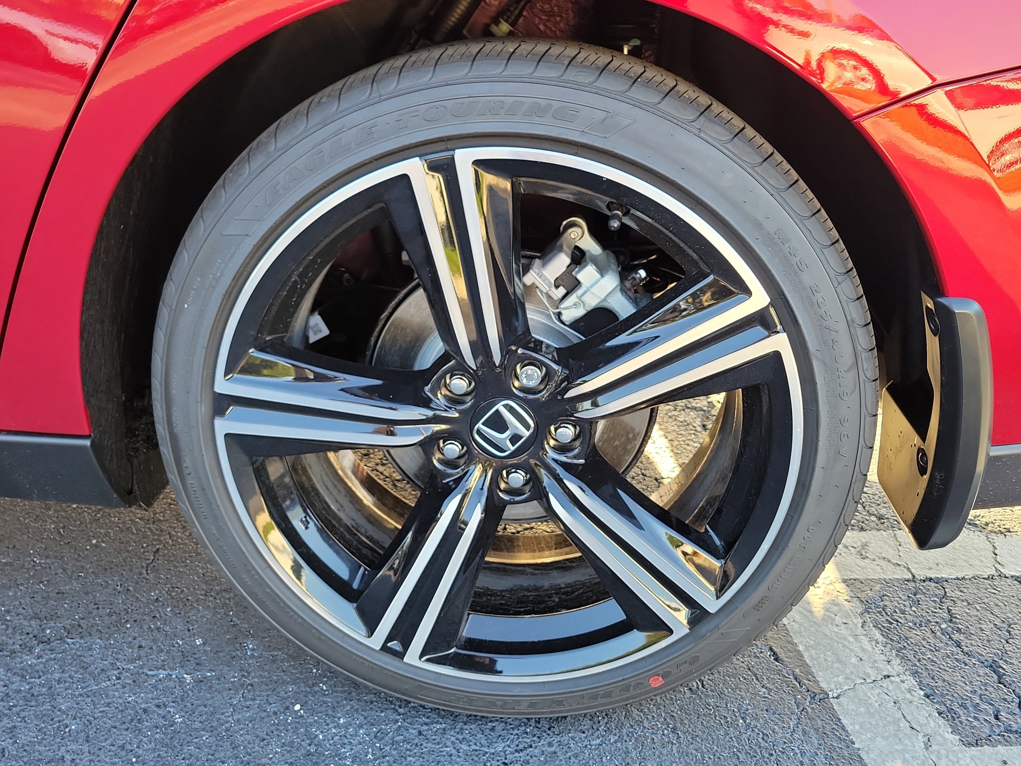 New 2026 Radiant Red Metallic Honda SE image 7