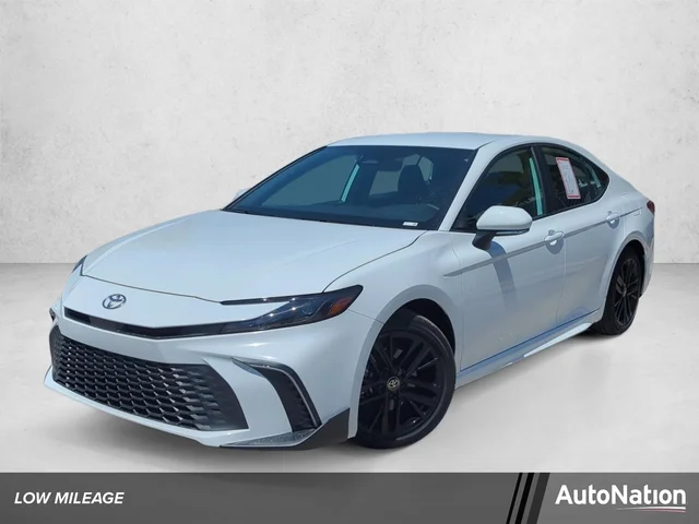 2026 Toyota Camry SE