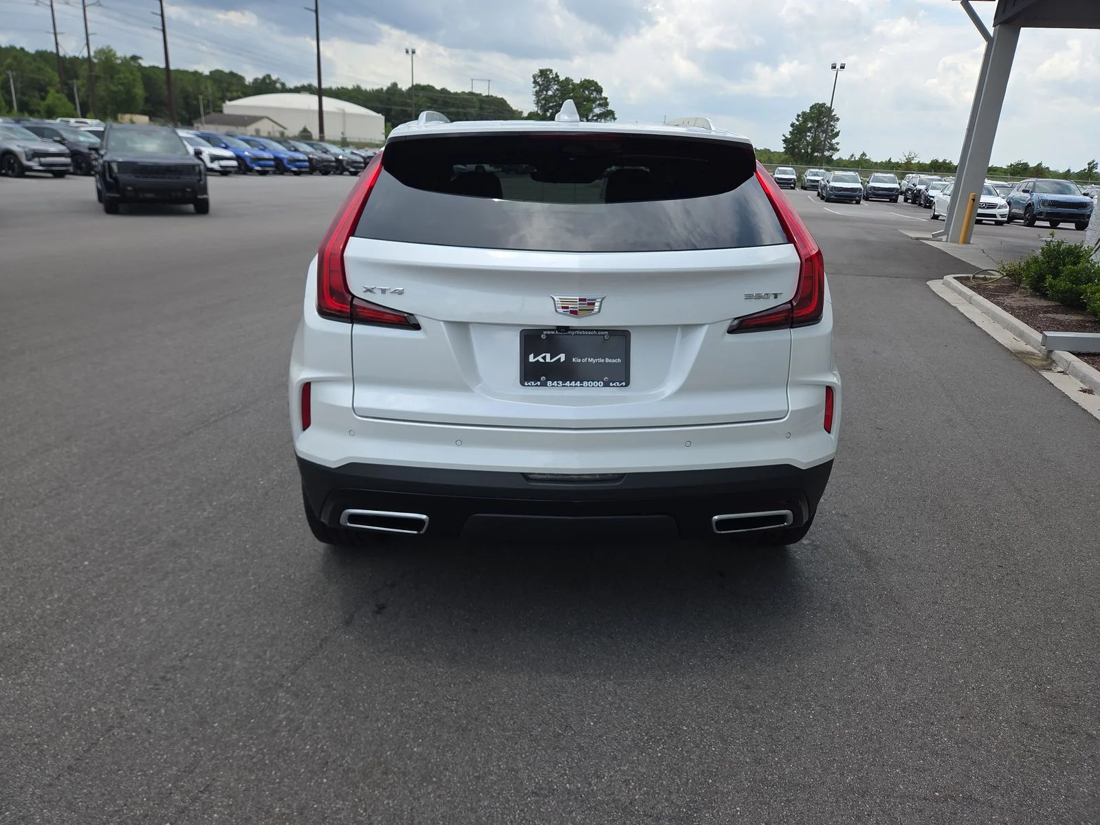 Used 2024 Crystal White Tricoat Cadillac Premium Luxury image 4