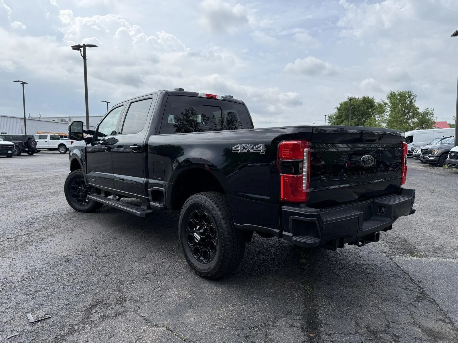 Used 2026 Agate Black Metallic Ford LARIAT image 3