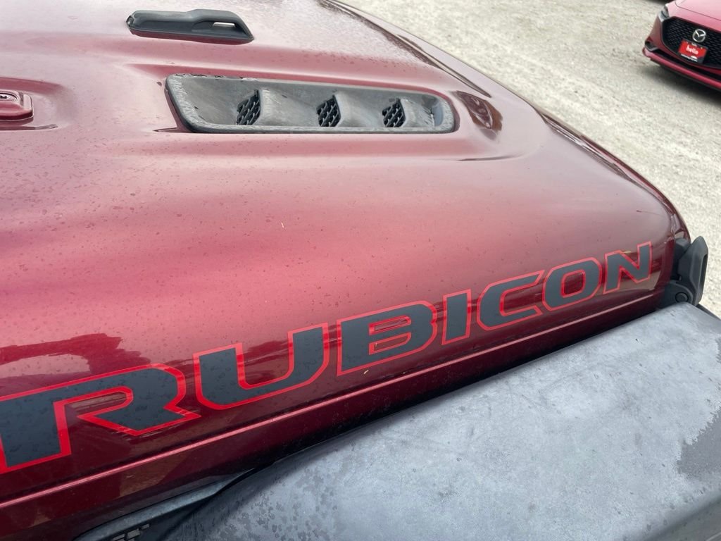 Used 2021 Snazzberry Pearlcoat Jeep Unlimited Rubicon image 9