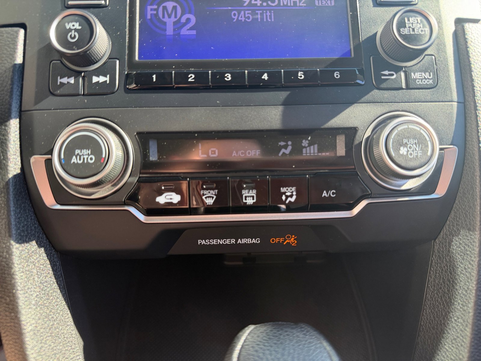 Used 2016 Red Honda LX image 21