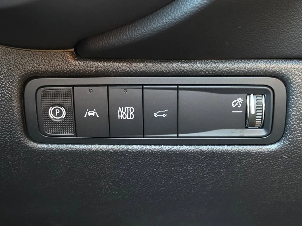 2025 Chevrolet Equinox EV RS - Photo 27