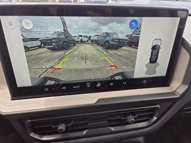 New 2026 Space White Metallic Ford Big Bend® image 18