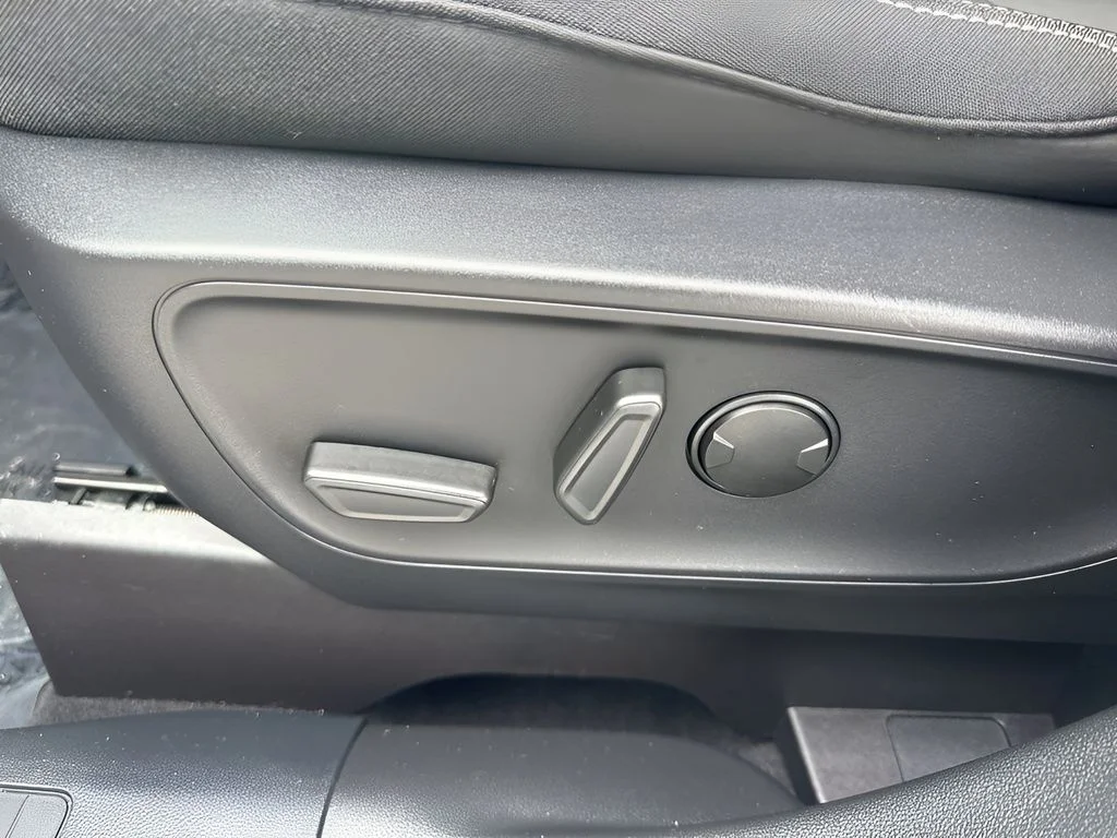 Used 2024 White Ford Active image 10
