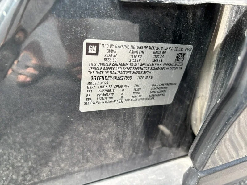 Used 2010 Gray Flannel Cadillac Luxury Collection image 17