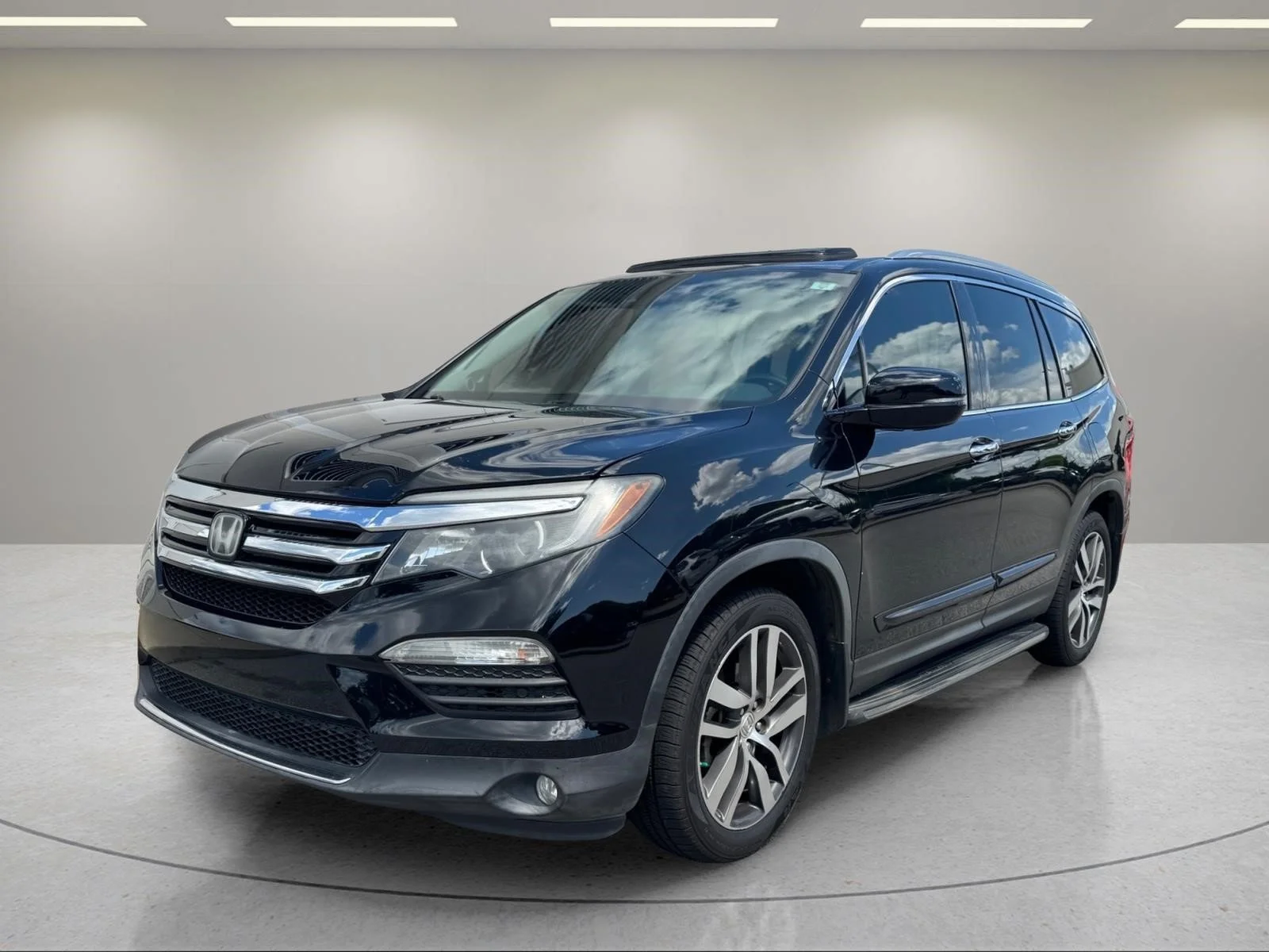 Used 2016  Honda Elite image 1