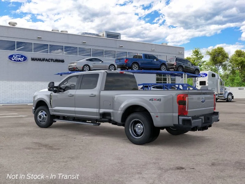 New 2026 Avalanche Ford Lariat image 4