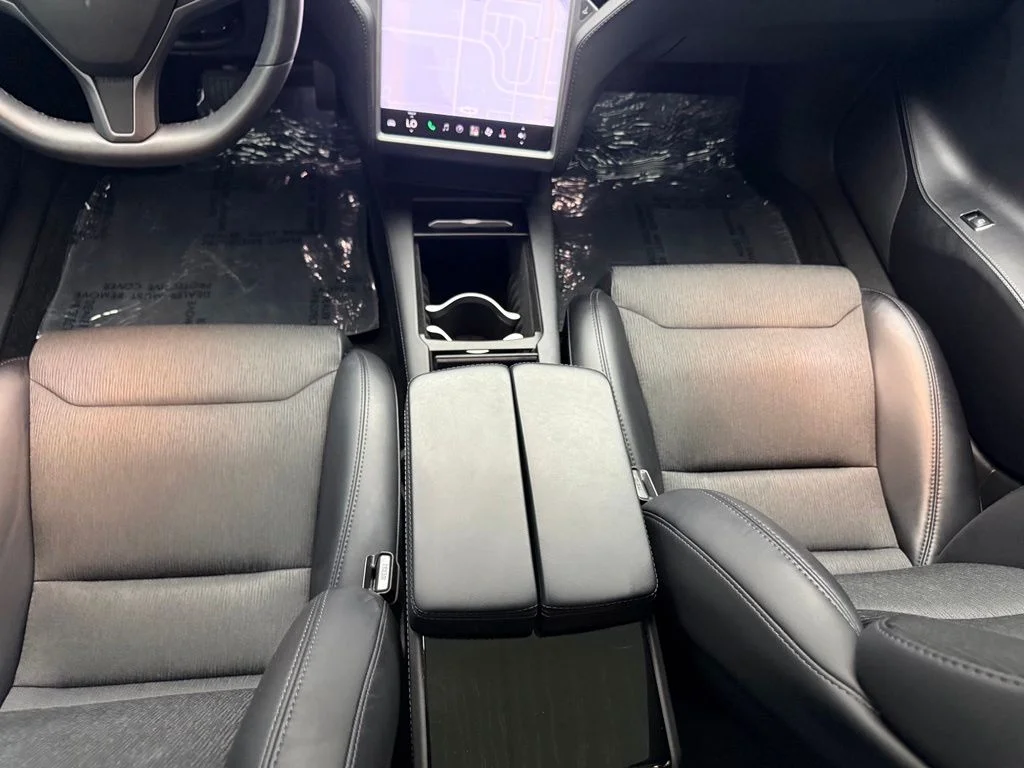 Used 2018 Black Tesla 75D image 40