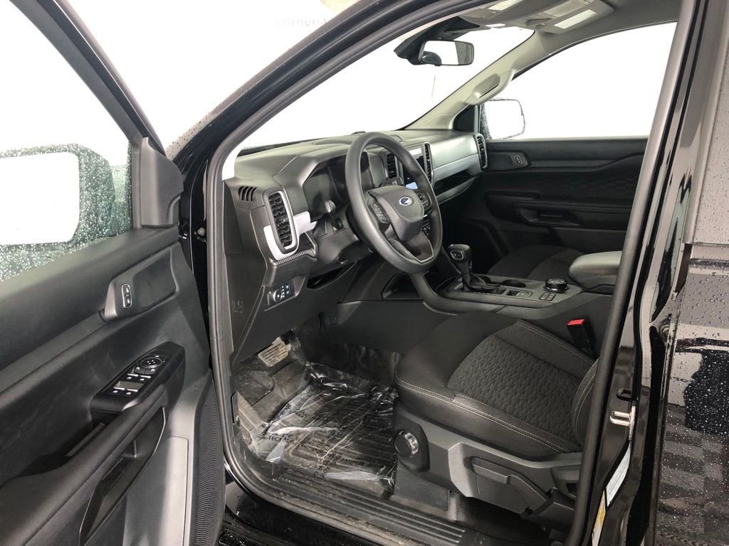 New 2025 Black Ford XL image 7