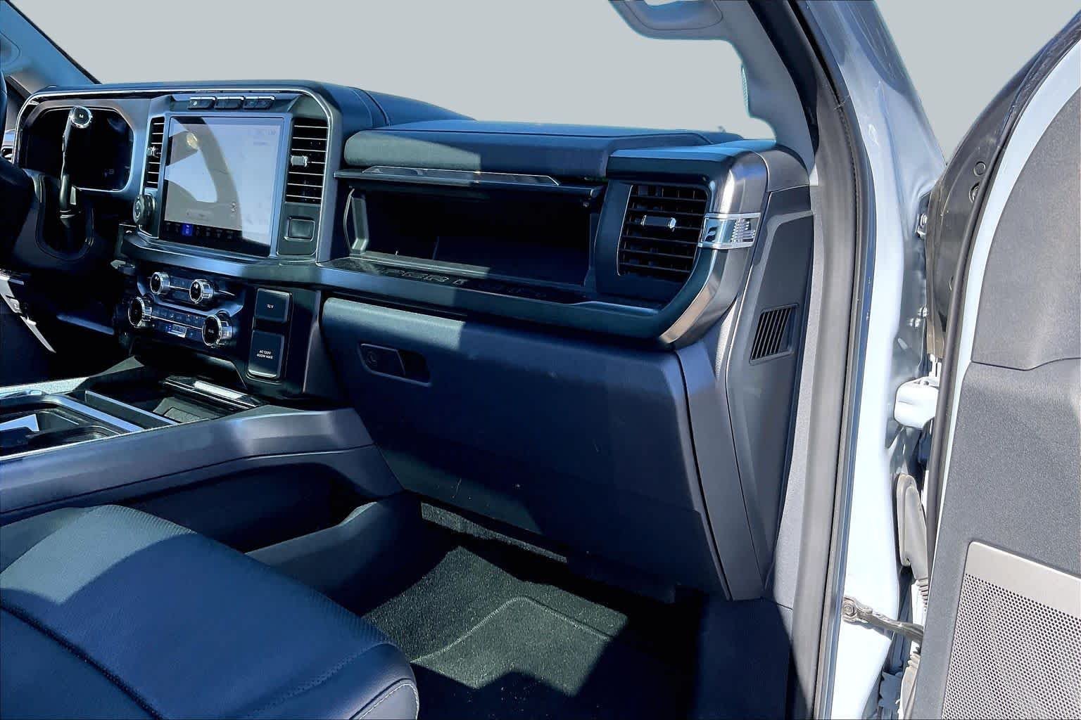 Certified Used 2024 Glacier Gray Metallic Ford LARIAT image 17