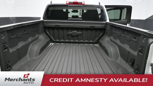 Used 2025 White Chevrolet Z71 image 14